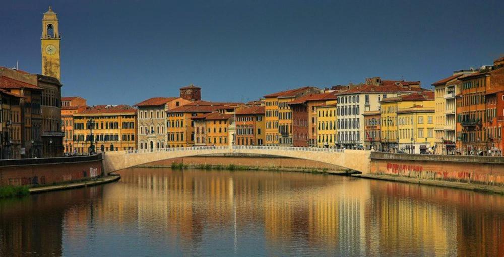 1Km Dalla Torre Appart. Con Balcone E Posto Auto 比萨 外观 照片